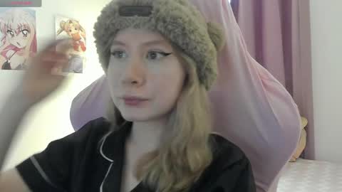 Mei  online show from April 23, 2026, 9:39 pm