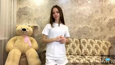 Mei online show from April 20, 2026, 7:26 pm