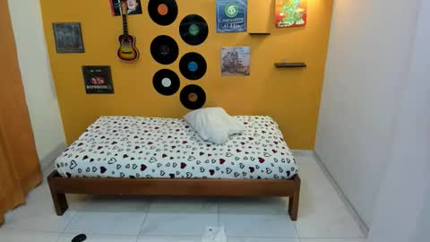 MEIS online show from March 1, 2026, 2:13 am