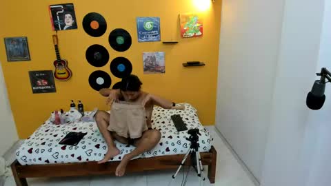 Snapshot of meisevil77 chatting on June 8, 2026, 2:34 am MEIS online show from June 8, 2026, 2:34 am