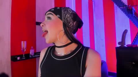 MEIVIS online show from March 13, 2026, 9:21 pm