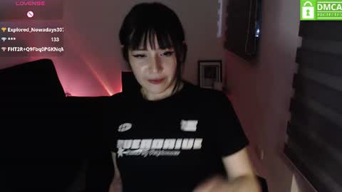 Snapshot of meko_hzu chatting on June 11, 2026, 2:53 am WETWATERMELL online show from June 11, 2026, 2:53 am