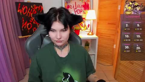 Snapshot of mekurisu chatting on January 15, 2025, 4:25 am mekurisu online show from January 15, 2025, 4:25 am