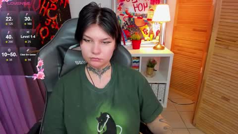 Snapshot of mekurisu chatting on January 28, 2025, 4:39 am mekurisu online show from January 28, 2025, 4:39 am