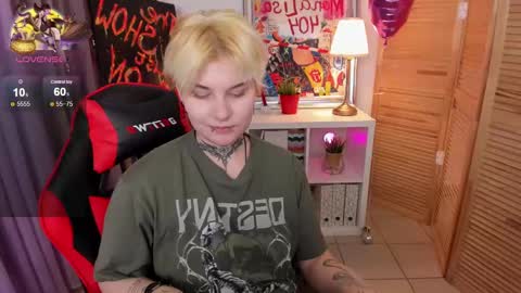 Snapshot of mekurisu chatting on February 28, 2025, 7:58 am mekurisu online show from February 28, 2025, 7:58 am