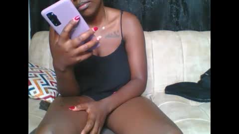 Snapshot of mel_candi94 chatting on March 5, 2025, 6:12 am pretty online show from March 5, 2025, 6:12 am