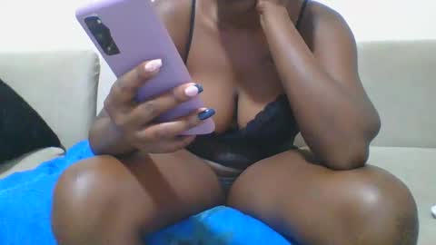 Snapshot of mel_candi94 chatting on March 11, 2025, 7:37 am pretty online show from March 11, 2025, 7:37 am