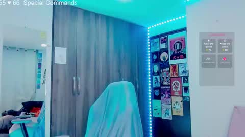 Snapshot of mel_dahlia chatting on March 12, 2025, 1:03 am Melissa - - Please help me to reach 100 thumbs up online show from March 12, 2025, 1:03 am