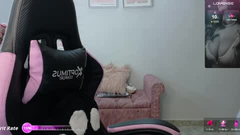 Melaany  online show from April 30, 2026, 12:39 am