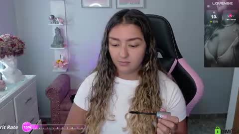 Snapshot of melaany_ chatting on June 19, 2026, 12:37 am Melaany online show from June 19, 2026, 12:37 am