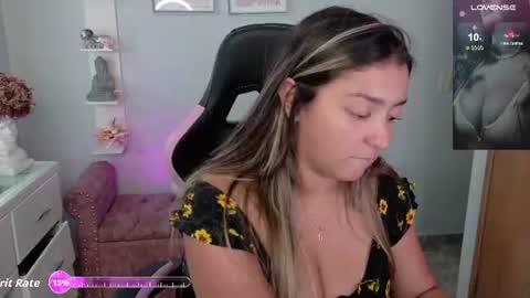 Snapshot of melaany_ chatting on July 11, 2026, 3:37 pm Melaany online show from July 11, 2026, 3:37 pm