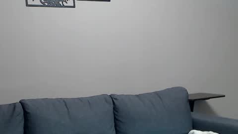 meladams online show from February 26, 2025, 9:05 pm