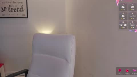 Snapshot of melan_owen chatting on October 31, 2025, 11:11 am melan_owen online show from October 31, 2025, 11:11 am