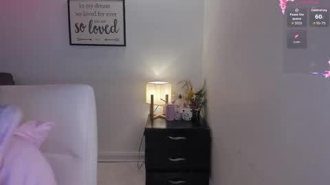 Snapshot of melan_owen chatting on November 6, 2025, 11:00 am melan_owen online show from November 6, 2025, 11:00 am