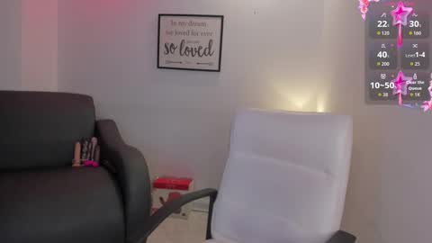 Snapshot of melan_owen chatting on November 7, 2025, 11:10 am melan_owen online show from November 7, 2025, 11:10 am