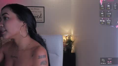 Snapshot of melan_owen chatting on November 15, 2025, 11:07 am melan_owen online show from November 15, 2025, 11:07 am