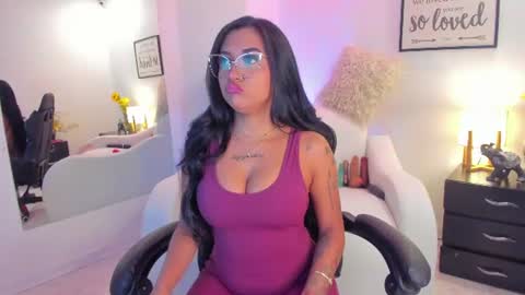 Snapshot of melan_owen chatting on July 3, 2026, 11:05 am melan_owen online show from July 3, 2026, 11:05 am