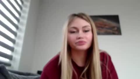 Snapshot of melani_a chatting on February 10, 2025, 11:57 am Melania online show from February 10, 2025, 11:57 am