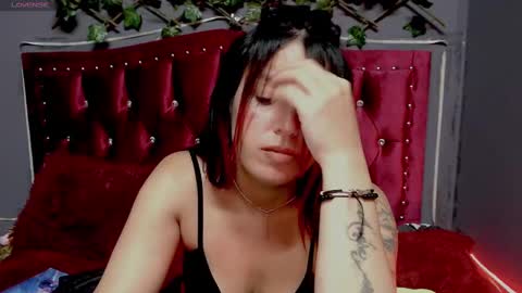 Snapshot of melani_cute01 chatting on December 29, 2024, 8:44 am melani_cute01 online show from December 29, 2024, 8:44 am