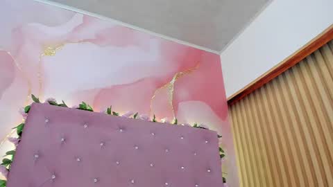 Snapshot of melanie__evans chatting on July 1, 2026, 11:01 am melanie__evans online show from July 1, 2026, 11:01 am