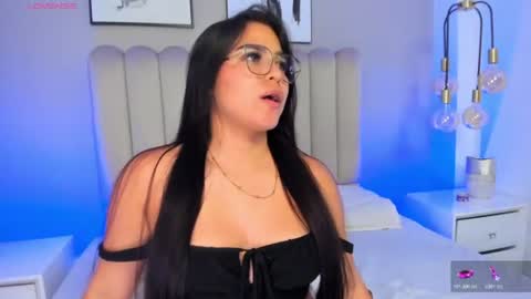 Melanie online show from July 5, 2026, 4:19 am
