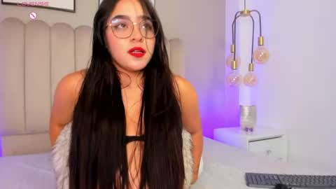 Melanie online show from July 26, 2026, 1:36 am