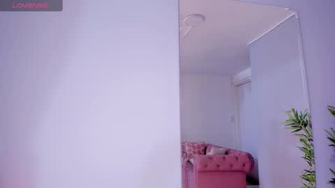 Snapshot of melanie_milleer chatting on March 2, 2025, 7:21 am Melanie Miller online show from March 2, 2025, 7:21 am