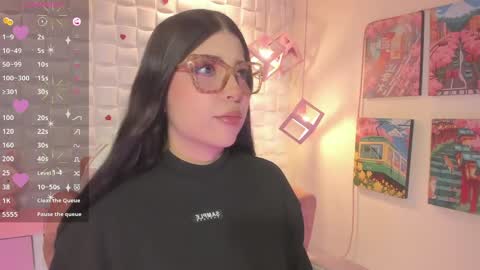Snapshot of melaniegrayx chatting on May 9, 2026, 2:33 pm melaniegrayx online show from May 9, 2026, 2:33 pm