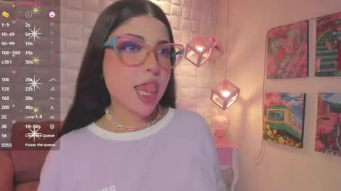 Snapshot of melaniegrayx chatting on May 20, 2026, 2:23 pm melaniegrayx online show from May 20, 2026, 2:23 pm
