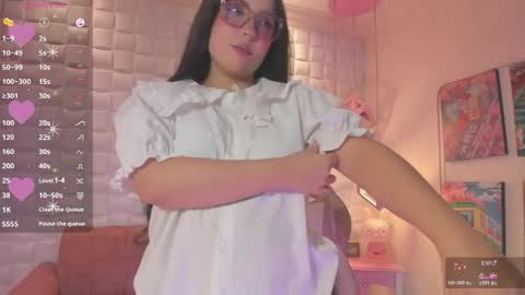 Snapshot of melaniegrayx chatting on May 21, 2026, 2:35 pm melaniegrayx online show from May 21, 2026, 2:35 pm
