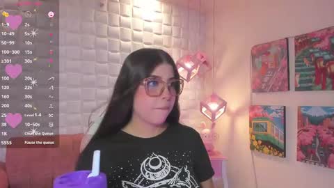 Snapshot of melaniegrayx chatting on July 10, 2026, 2:19 pm melaniegrayx online show from July 10, 2026, 2:19 pm