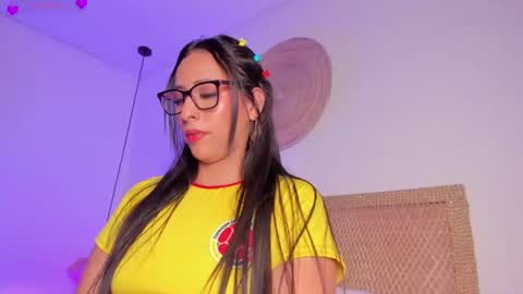 Snapshot of melaniejeann_ chatting on June 24, 2026, 2:10 am melaniejeann_ online show from June 24, 2026, 2:10 am