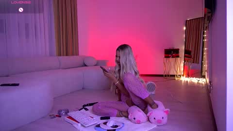 Snapshot of melanielexxx chatting on January 18, 2026, 6:12 pm OF melanielexxx online show from January 18, 2026, 6:12 pm