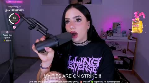 Melanie  online show from January 30, 2025, 8:31 pm