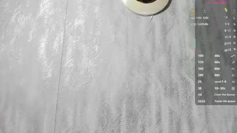 Snapshot of melanierioss_ chatting on June 28, 2026, 12:55 pm online show from June 28, 2026, 12:55 pm
