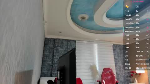 Snapshot of melanierioss_ chatting on July 25, 2026, 1:08 pm online show from July 25, 2026, 1:08 pm