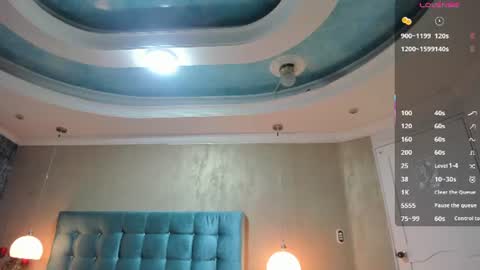 Snapshot of melanierioss_ chatting on July 29, 2026, 12:36 pm online show from July 29, 2026, 12:36 pm