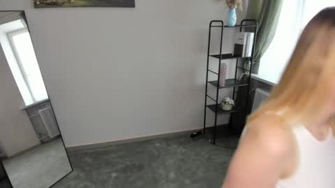 Sophy online show from March 15, 2026, 9:59 am