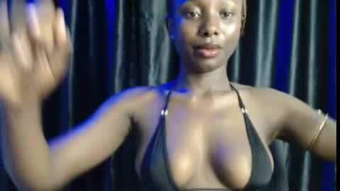 Snapshot of melanine_floral chatting on July 9, 2026, 7:40 pm Praiz online show from July 9, 2026, 7:40 pm