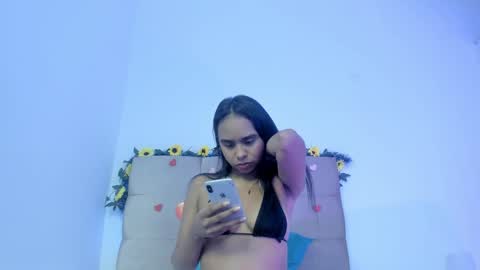 Snapshot of melaniross chatting on March 9, 2025, 3:11 am Meli online show from March 9, 2025, 3:11 am