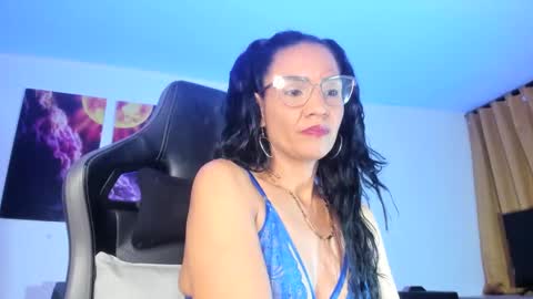 Snapshot of melannia_hills chatting on January 21, 2025, 6:22 am melannia_hills online show from January 21, 2025, 6:22 am