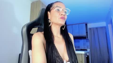 Snapshot of melannia_hills chatting on March 11, 2025, 1:23 pm melannia_hills online show from March 11, 2025, 1:23 pm