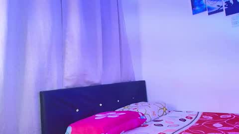 Snapshot of melannia_hills chatting on October 18, 2025, 5:32 am melannia_hills online show from October 18, 2025, 5:32 am