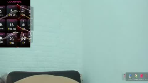 Snapshot of melannie_roses chatting on July 15, 2026, 6:57 pm melannie roses online show from July 15, 2026, 6:57 pm