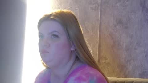 melanniebrown online show from May 1, 2026, 4:17 am