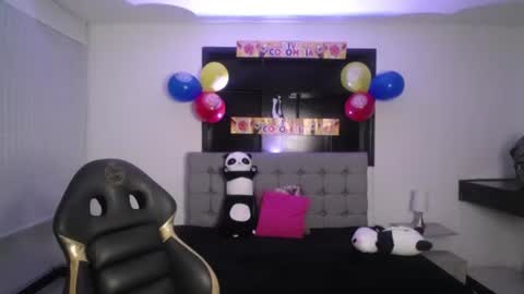Snapshot of melanny_petite chatting on June 19, 2026, 12:42 pm melanny_petite online show from June 19, 2026, 12:42 pm