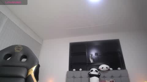 Snapshot of melanny_petite chatting on July 16, 2026, 1:06 pm melanny_petite online show from July 16, 2026, 1:06 pm