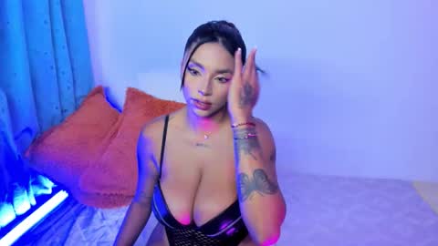 Snapshot of melanny_skies chatting on November 11, 2025, 8:20 pm Melanny online show from November 11, 2025, 8:20 pm