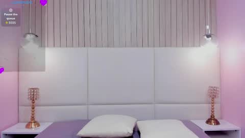 Snapshot of melanywayne_ chatting on June 5, 2026, 12:00 pm Melany online show from June 5, 2026, 12:00 pm