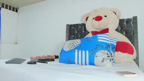 Snapshot of melanyy_miller chatting on July 2, 2026, 12:43 am melanny online show from July 2, 2026, 12:43 am